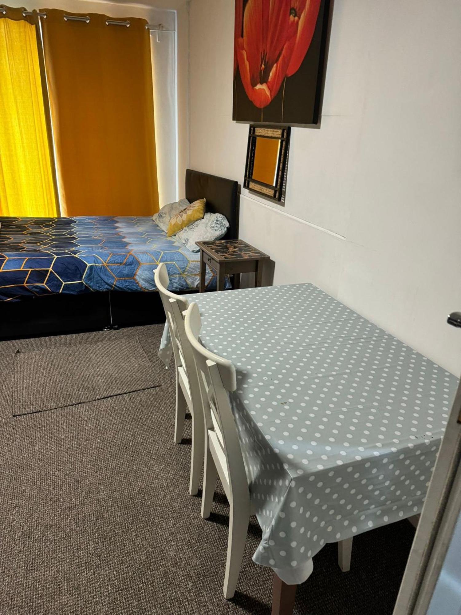 Gatwick Star Night Stay - Gatwick クローリー エクステリア 写真